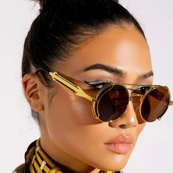 Sunglasses - Picture 1 of 3